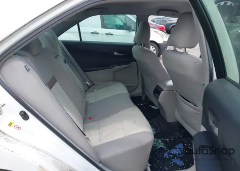 2014 Toyota Camry L z USA, uszkodzony, nr VIN 4T1BF1FK2EU734267